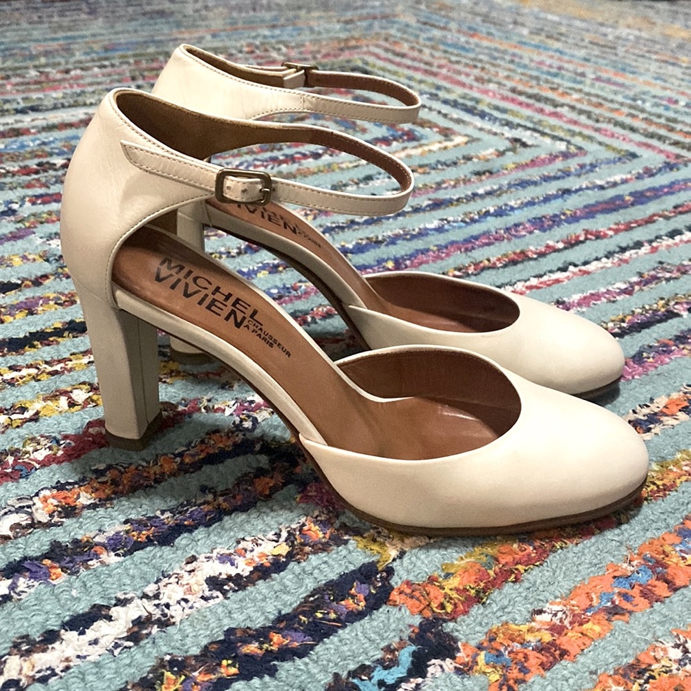 Final price 🔥 Michel Vivien Ivory Leather heels shoes size 37.5 EU